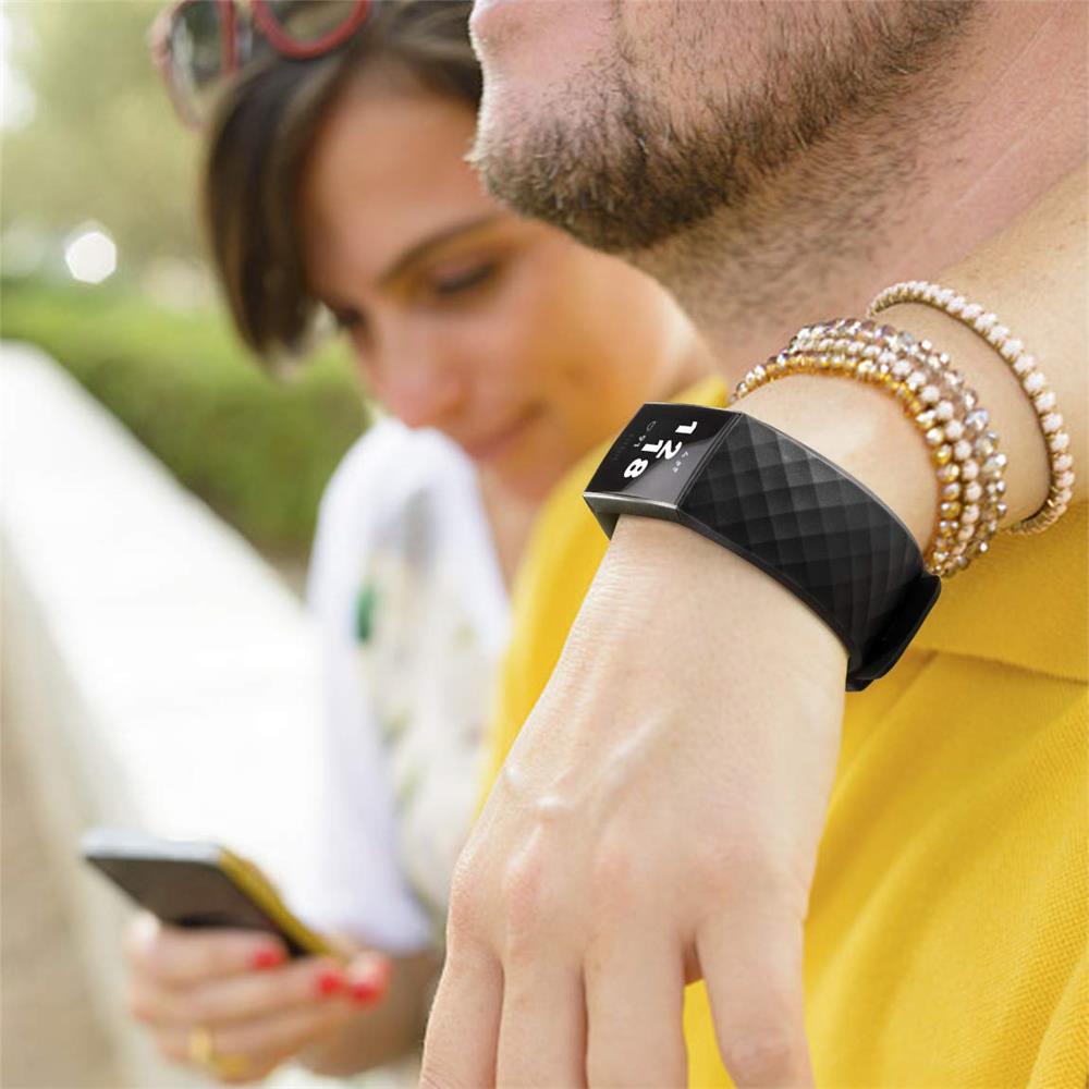 Fitnessarmband TPU für Fitbit Charge 3 / 4 - Größe S in Schwarz