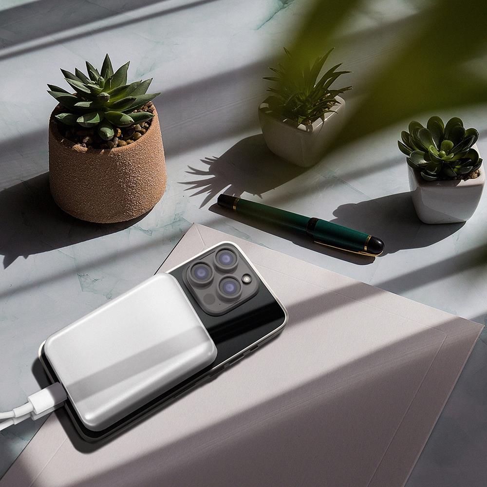 Power Bank - Wozinsky - MagSafe WRW349Y - 10000 mAh in Weiss Power Bank - Wozinsky - MagSafe WRW349Y - 10000 mAh in Weiss